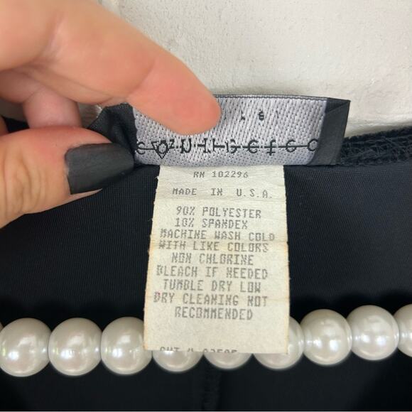 Vintage Connected Apparel Black Velvet Faux Wrap Dress Size 8P - Picture 6 of 7